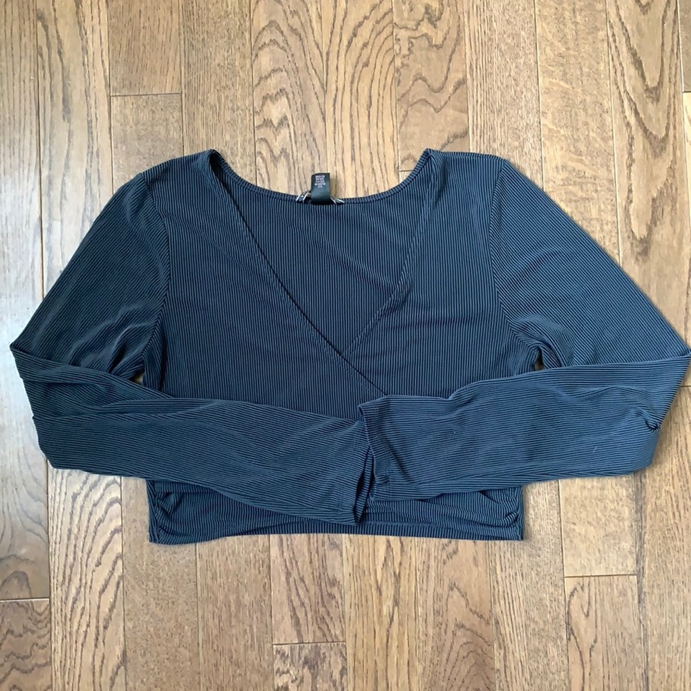 Victoria’s Secret Ribbed Wrap Crop Top